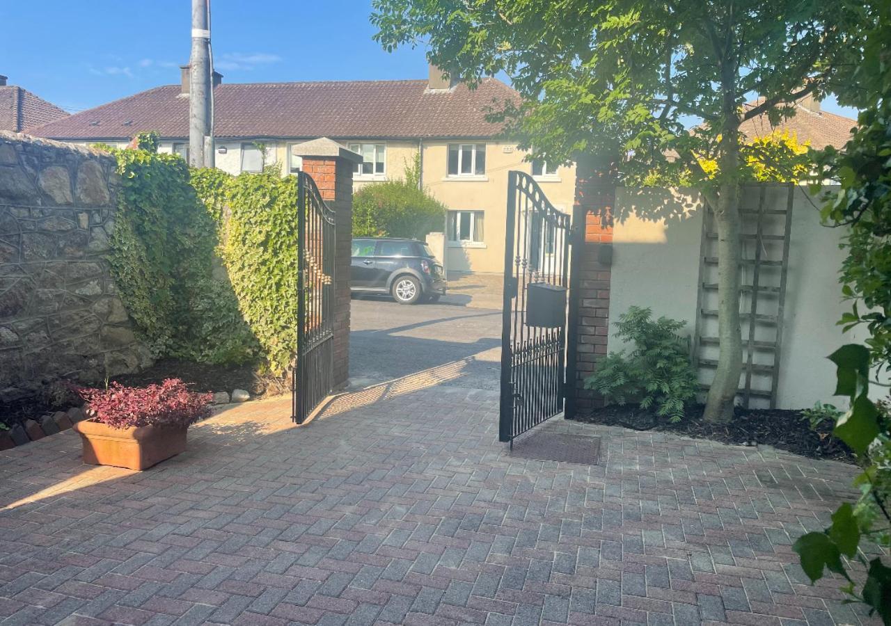 Fashionable Chic Townhouse In D4 Villa Dublin Exterior photo
